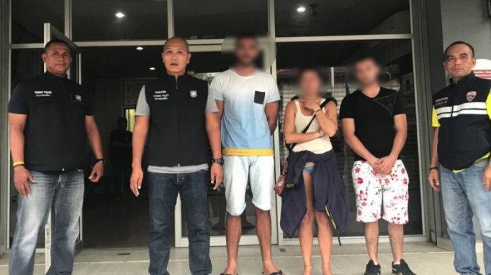 Die drei französischen Touristen wurden jetzt von der Polizei Chaweng-Bophut der Presse vorgeführt. Sie hatten die Überfallgeschichte laut Ermittlungen frei erfunden, um Zuhause ihre Versicherungen schröpfen zu können. 