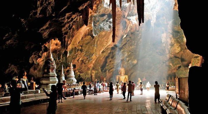 Durch die dramatische Rettungsaktion der in der Höhle von den Wassermassen eingeschlossenen Jugendfußballern wurde die Tham Luang Cave im letzten Jahr weltbekannt. Foto: The Thaiger