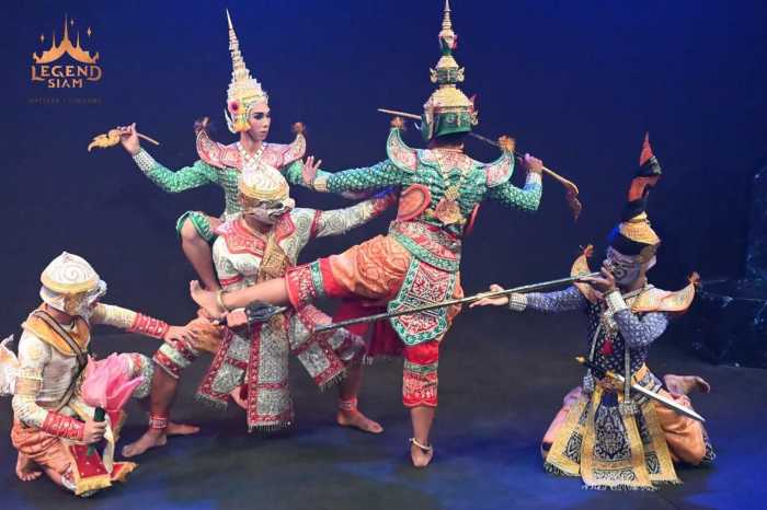 Traditioneller Maskentanz in Pattayas kulturellen Themenpark. Foto: Legend Siam
