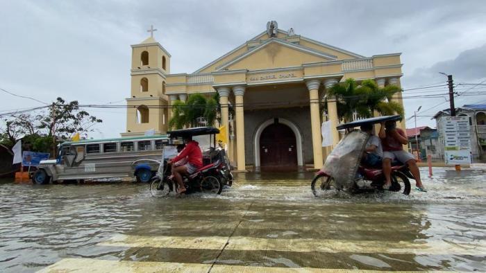Die Folgen des Taifuns Molave in der Provinz Pampanga. Foto: epa/Francis R. Malasig