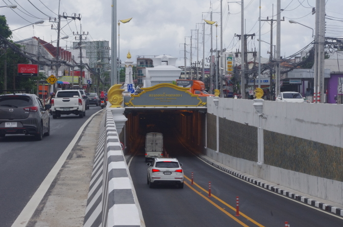 Von 9 bis 13 Uhr ist der Chalong-Tunnel am Mittwoch für den Verkehr gesperrt. Foto: Holandan