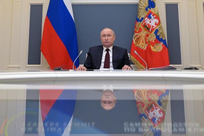 Der Russische Präsident Wladimir Putin nimmt von Moskau aus an einem virtuellen Leaders Summit zum Thema Klima teil. Foto: epa/Alexei Druzhinin / Sputnik / Kre