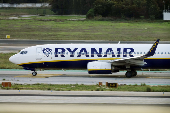 Maschine der irischen Billigfluggesellschaft Ryanair. Foto: epa/Mauritz Antin