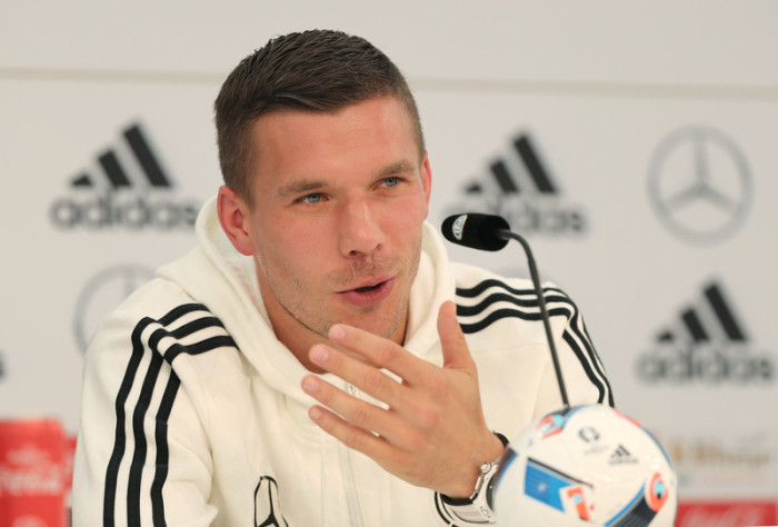  Fußball-Weltmeister Lukas Podolski. Foto: epa/Christian Charisius