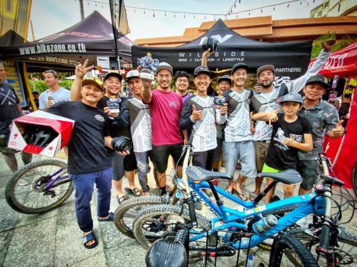 Mit verschiedenen Rampen, Pumptracks, einem Fahrradgeschäft und vielen weiteren radsportbezogenen Angeboten ist der Mountainbike-Parcours WildSide die Anlaufstelle Nummer eins für Mountainbiker und BMXer in Chiang Mai. Foto: WildSide