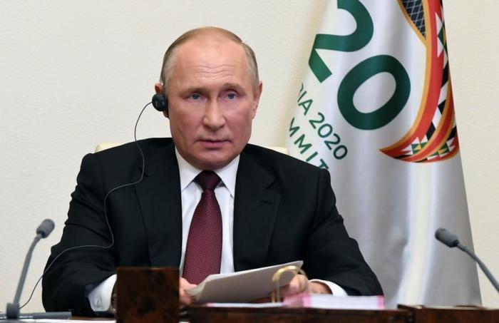 Der russische Präsident Wladimir Putin nimmt an einem virtuellen G20-Gipfel teil. Foto: epa/Alexei Nikolskij / Sputnik / Krem