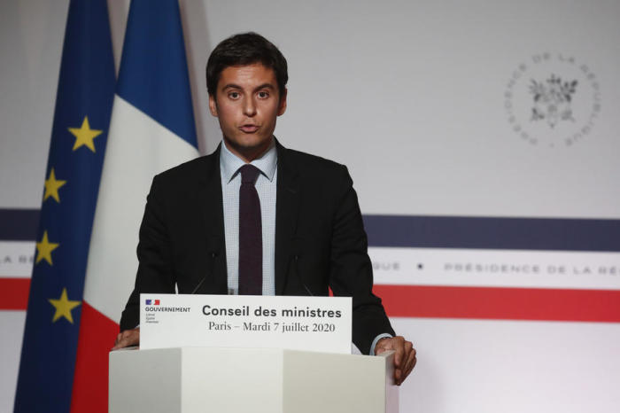 Der Sprecher der französischen Regierung, Gabriel Attal, spricht während einer Pressekonferenz . Foto: epa/Ian Langsdon / Pool