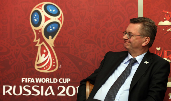  Der Präsident des Deutschen Fußball-Bundes (DFB), Reinhard Grindel, nimmt in der Botschaft der Russischen Föderation in Berlin an einer Präsentation des aktuellen Stands der FIFA Fussball-Weltmeisterschaft Russland 2018 teil. Foto: epa/Felipe Trueba