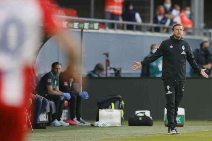 Werder Bremen-Cheftrainer Florian Kohfeldt. Foto: epa/Ronald Wittek