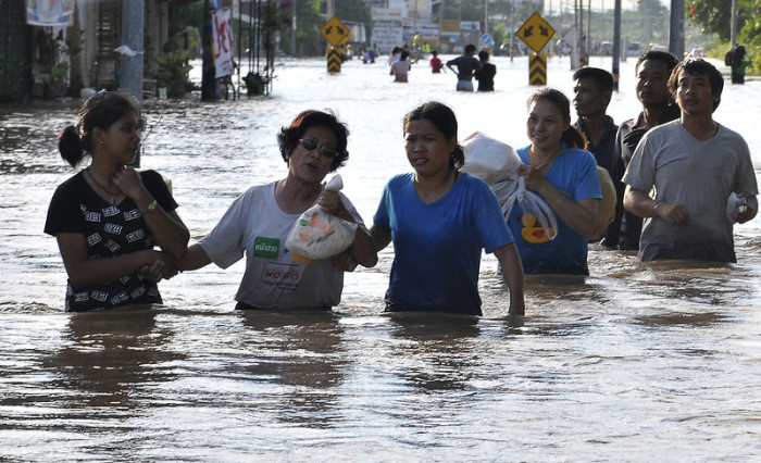 Bangkok bereitet sich auf die Flut vor