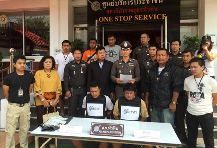 Drei britische Urlauber in Hua Hins Innenstadt in der Nacht des 13. April: Beim Sonkranfest von vier jungen Thaimännern übel zugerichtet – die Täter stehen seit heute vor Gericht.