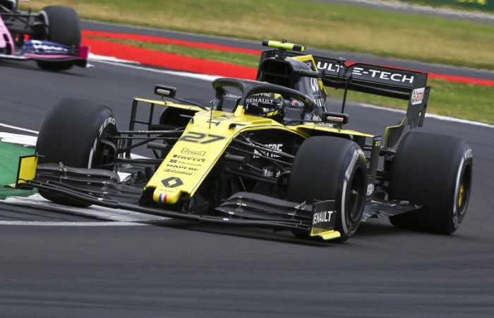 Deutscher Formel-1-Pilot Nico Huelkenberg von Renault im Einsatz während des Formel-1-Grand-Prix, Foto: epa/Geoff Caddick