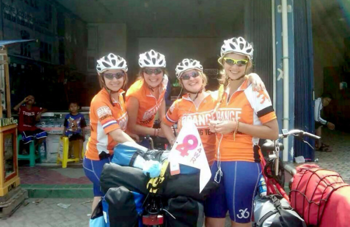 Angst vor Gruppenstress auf der langen Tour haben die vier Holländerinnen keine. „Wir sind ja schon seit unserer Kindheit Freundinnen.“