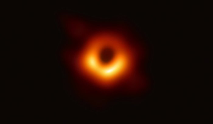 Dieses Bild ist der erste direkte visuelle Nachweis eines Schwarzen Lochs. Foto: -/Event Horizon Telescope (eht)/dpa