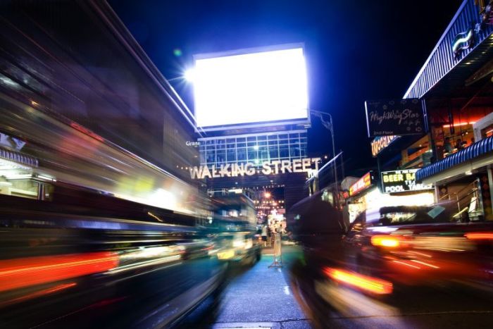 LED-Videowände gefährden den Verkehr