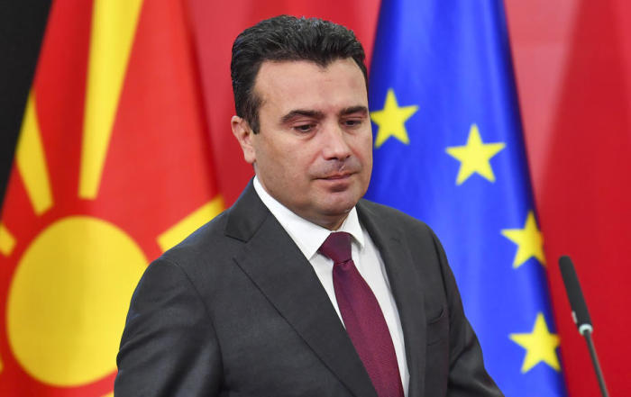Mazedoniens Premierminister Zoran Zaev tritt zurück. Foto: epa/Georgi Licovski