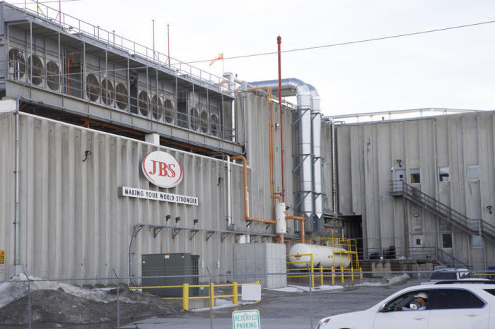 Zu sehen ist das Fleischverpackungswerk von JBS Swift & Co. in Marshalltown. Foto: epa/Eugene Garcia