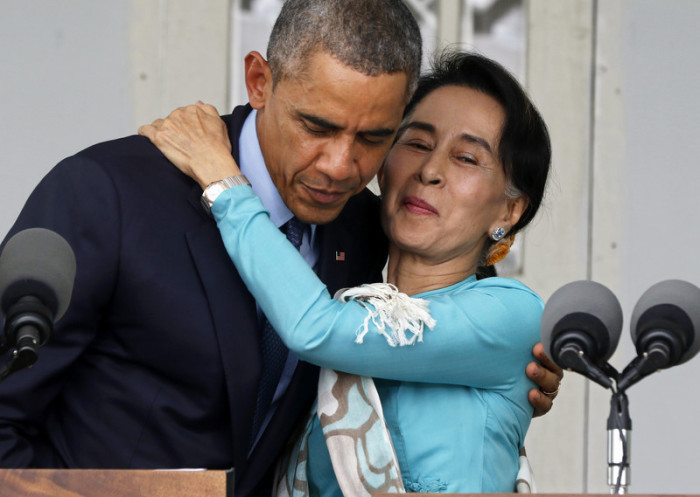 Erhielt einen offenen Brief der auf Koh Samui angeklagten Gastarbeiter aus Myanmar: Burmas politische Ikone und Freiheitskämpferin Aung San Suu Kyi, hier mit US-Präsident Barak Obama.