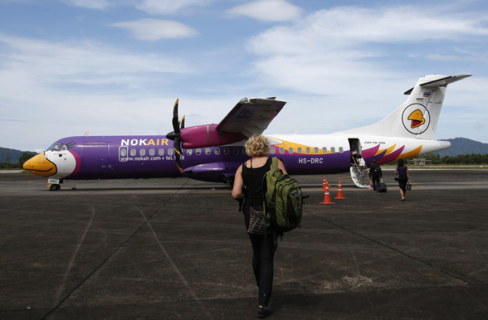 Nok Air erweitert ihr Flug- und Bus-Angebot um Koh Phayam. Foto: epa/Barbara Walton