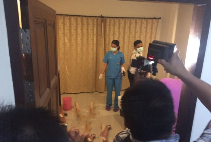 Die Leiche des Koreaners wurde am Samstag um 18.40 Uhr in diesem Zimmer eines Apartment-Komplexes im Bezirk Bophut gefunden – mit schweren Kopfverletzungen.