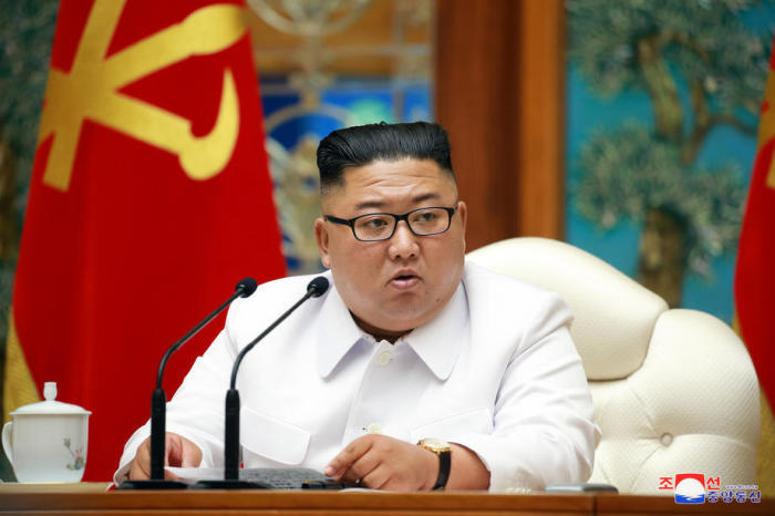 Der offiziellen nordkoreanischen zentralen Nachrichtenagentur (KCNA) zeigt den nordkoreanischen Führer Kim Jong Un. Foto: epa/Kcna