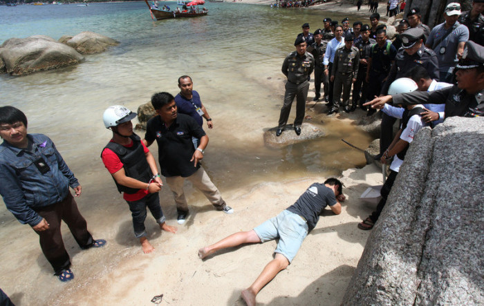 Schlechte Karten für Zaw Lin und Win Zaw Htun: Die Staatsanwaltschaft ist entschlossen, die Mordanklage gegen die Gastarbeiter aus Myanmar zu erheben und zweifelt nicht mehr an der Beweisführung der Koh Tao-Ermittler.