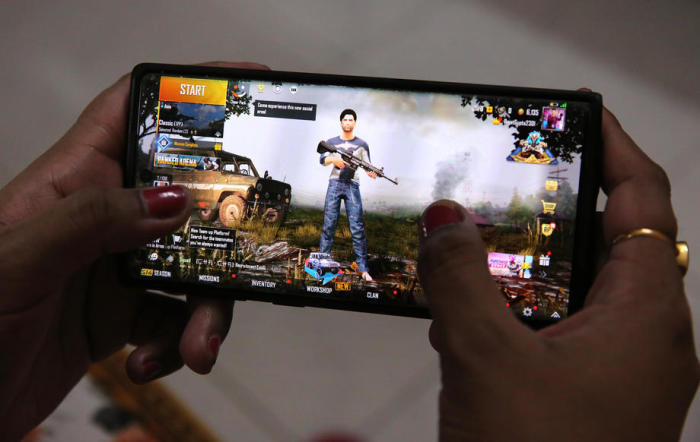 Chinesisches Handy-App-Verbot in Indien. Foto: epa/Rajat Gupta