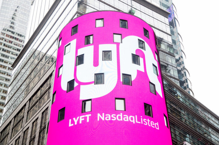 Lyft-Logo auf der digitalen Nasdaq-Tafel am Times Square in New York. Foto: epa/Alba Vigaray