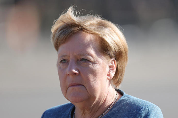 Die Bundeskanzlerin Angela Merkel in Seedorf. Foto: epa/Friedemann Vogel