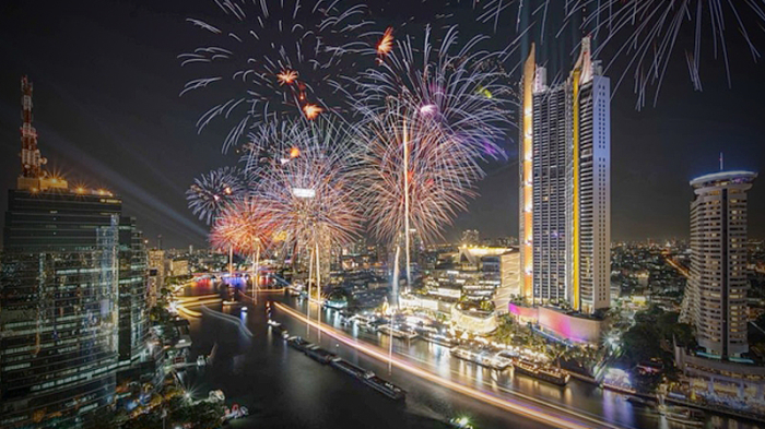 Die größte Countdown-Veranstaltung des Landes wird am Nobeleinkaufszentrum Iconsiam am Chao-Phraya-Ufer ausgerichtet. Foto: The Nation