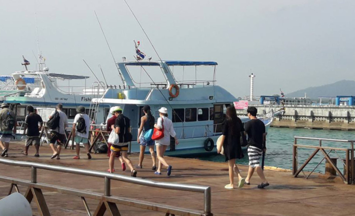 Touristen müssen in den Häfen der Insel fortan mit strengeren Sicherheitsvorkehrungen rechnen und mehr Zeit mitbringen. Foto: The Thaiger