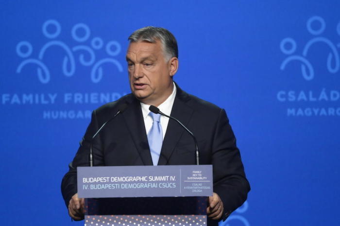 Der ungarische Premierminister Viktor Orban hält eine Rede während des vierten Budapester Demografiegipfels in Budapes. Foto: epa/Szilard Koszticsak