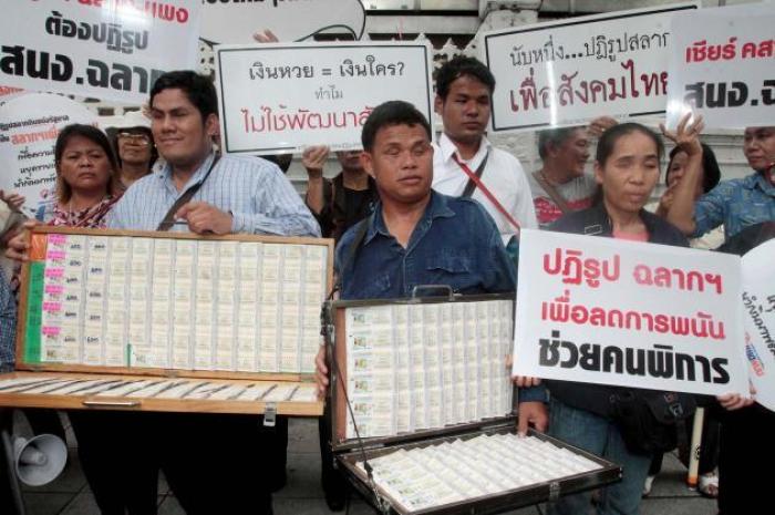 Junta lässt Preis für Lotterielose untersuchen