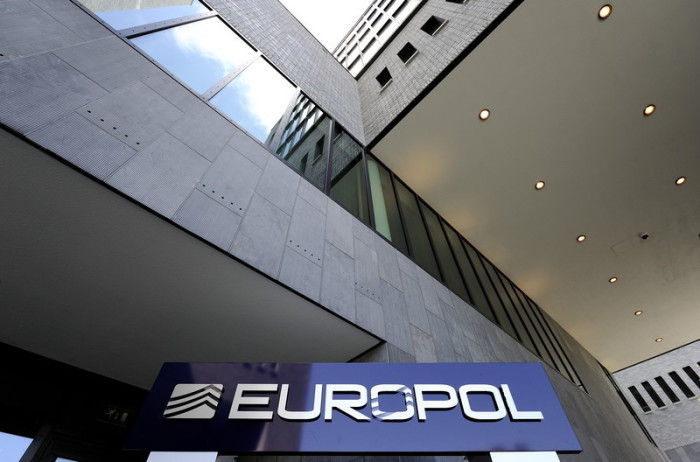 Berichte: Europol befürchtet, dass in der neuen Arbeitswoche mehr angegriffene Computer gemeldet werden. Foto: epa/Lex Van Lieshout