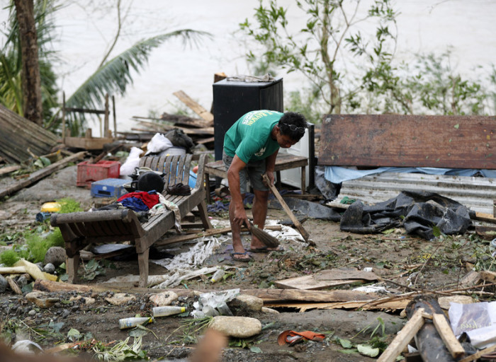 Der Taifun hinterließ im ganzen Land große Schäden. Foto: epa/Francis R. Malasig