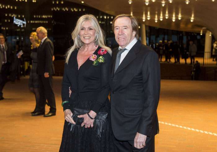  Günter Netzer und seine Frau Elvira Netzer. Foto: epa/Olaf Malzahn