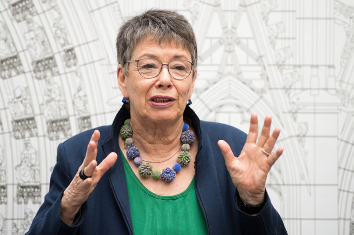 Die ehemalige Kölner Dombaumeisterin Barbara Schock-Werner spricht während einer Pressekonferenz des Zentral-Dombau-Vereins. Foto: Marius Becker/Dpa