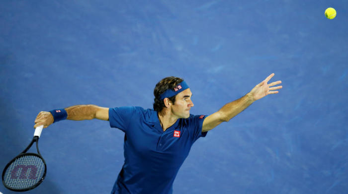 Roger Federer aus der Schweiz in Aktion während eines Matches im Dubai Duty Free. Foto: epa/Ali Haider