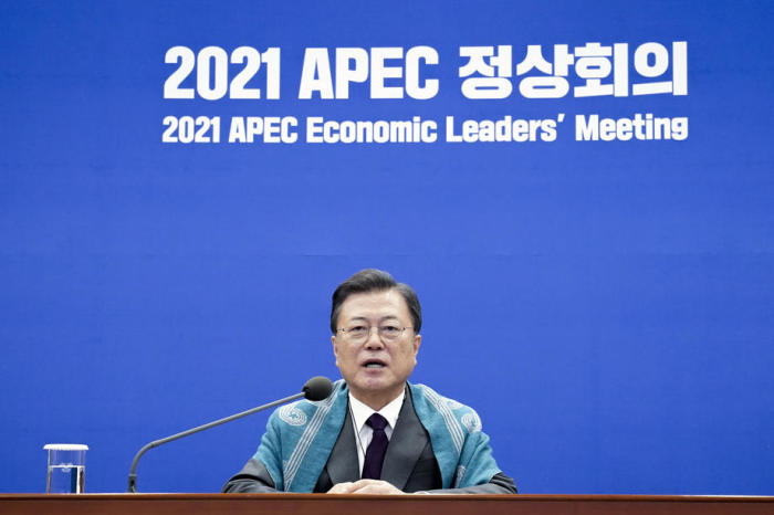 Südkoreas Präsident Moon Jae-in am Freitag (12. November 2021) auf dem virtuellen Gipfeltreffen der Asiatisch-Pazifischen Wirtschaftskooperation (APEC). Foto: epa/Yonhap