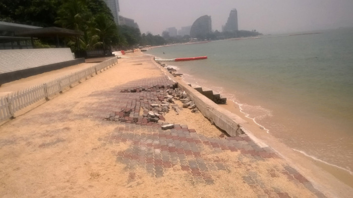 Unendliche Geschichte am Wongamat Beach