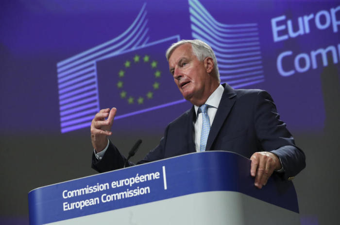 Michel Barnier, Verhandlungsführer der EU in Brexit, hält nach einem Treffen mit dem britischen Chefunterhändler David Frost in Brüssel eine Pressekonferenz ab. Foto: epa/Yves Herman