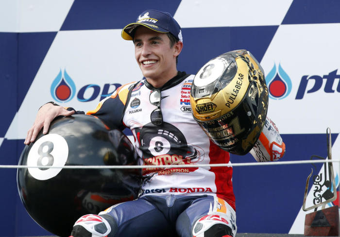 Der spanische MotoGP-Fahrer Marc Marquez vom Repsol Honda Team gewann den Großen Preis des Motorradsports von Thailand auf dem Chang International Circuitin Buriram. Foto: epa/ RUNGROJ YONGRIT