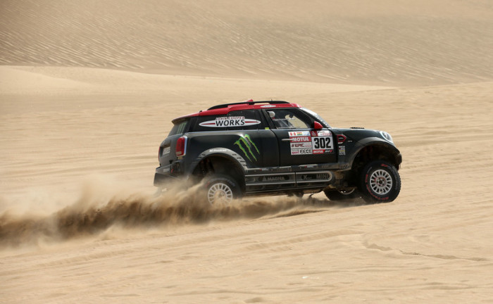 Nani Roma unterwegs auf der dritten Etappe der Rallye-Dakar. Foto: epa/