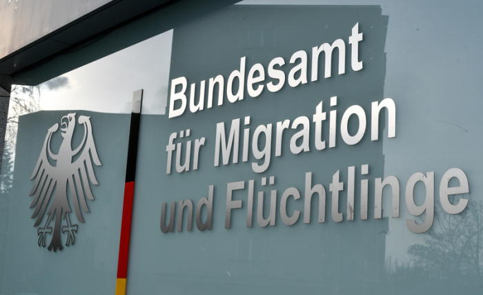 Das Bundesamt für Migration und Flüchtlinge (BAMF) in der Bundesallee. Foto: Jens Kalaene/dpa-zentralbild/dpa