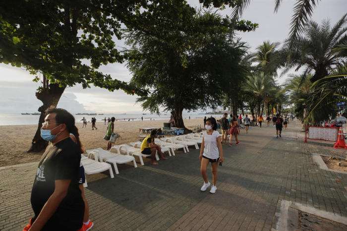 Strandpromenade in Pattaya in Corona-Zeiten. Foto: epa/Diego Azubel