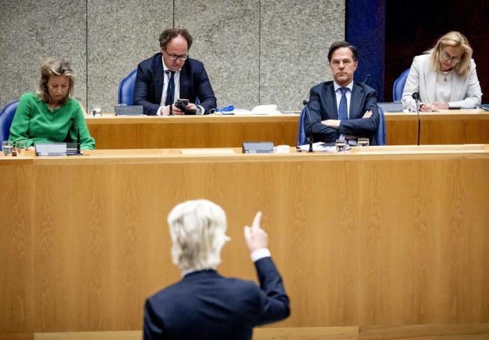 Das Repräsentantenhaus debattiert das Protokoll des Ministerrats. Foto: epa/Sem Van Der Wal