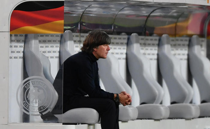 Joachim Loew, Cheftrainer von Deutschland, vor dem UEFA-Nationalligaspiel zwischen Deutschland und Spanien in Stuttgart. Foto: epa/Jeon Heon-kyun