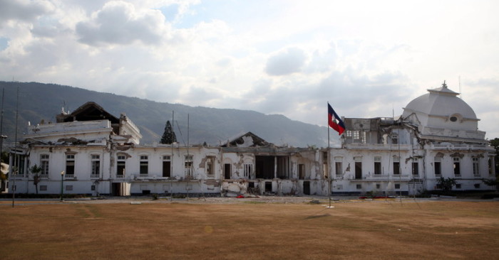  Der Nationalpalast in Port au Prince, Haiti, nach dem schweren Erdbeben aus dem Jahr 2010. Foto: epa/Orlando Barria