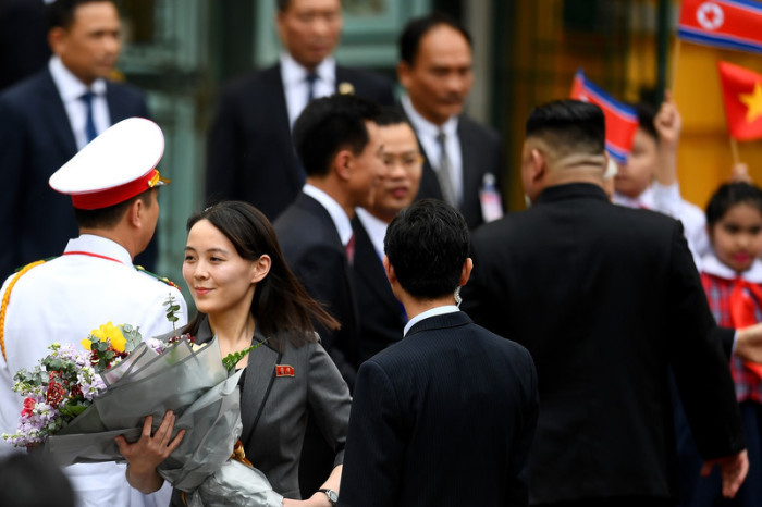 Die Schwester des nordkoreanischen Führers Kim Jong Un, Kim Yo-jong (2-L). Foto: epa/Mananan Vatsyayana