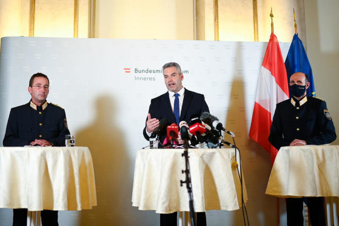 Pressekonferenz zum Terroranschlag in Wien. Foto: epa/Christliche Bruna